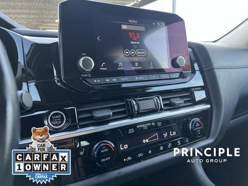 Used 2024 Nissan Pathfinder SV image 23