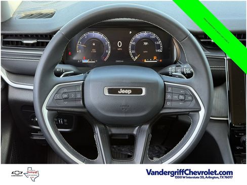 Used 2023 Jeep Grand Cherokee L Laredo w/ Trailer Tow Group (B) AWD/4WD image 13