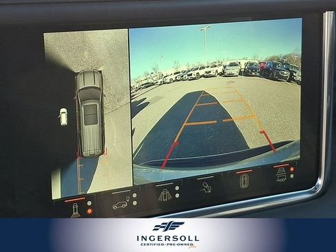 Used 2024 GMC Yukon Denali w/ Advanced Technology Package image 23