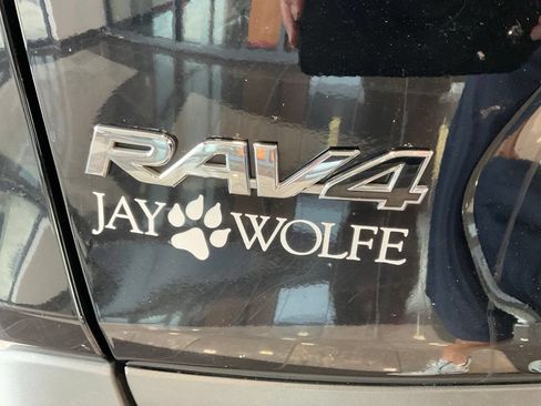 Certified 2025 Toyota RAV4 LE AWD/4WD image 23