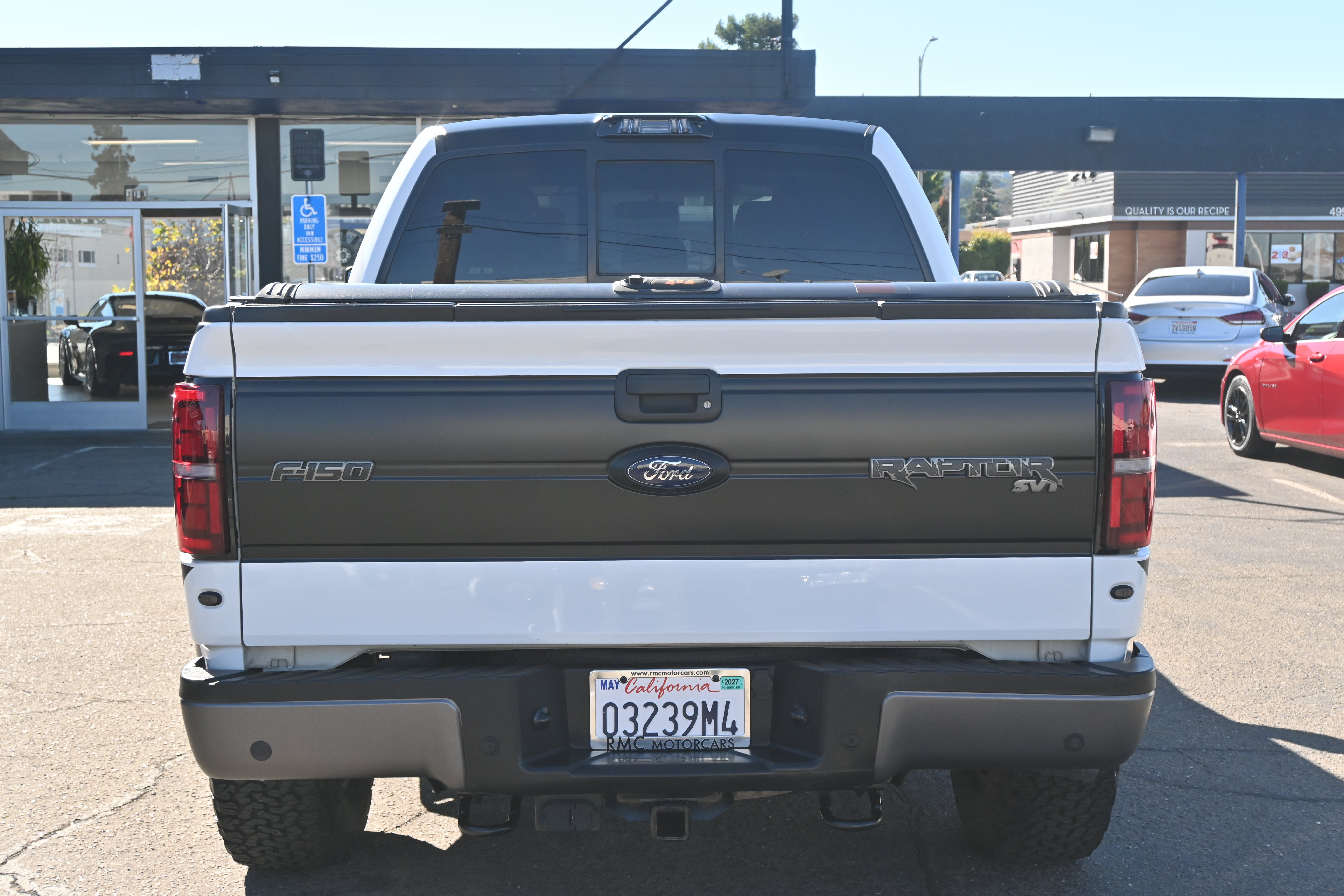 Used 2014 Ford F150 Raptor w/ Equipment Group 801A Luxury AWD/4WD image 10