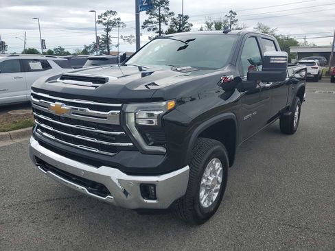 New 2026 Chevrolet Silverado 3500 LTZ w/ LTZ Plus Package AWD/4WD image 1