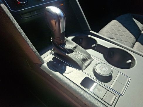 Used 2021 Volkswagen Atlas S image 15