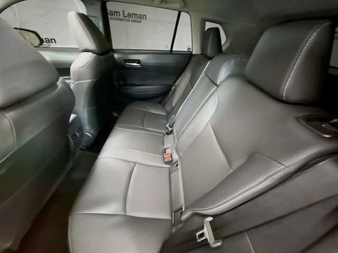 Used 2025 Toyota Corolla Cross XLE w/ Convenience Package FWD image 25