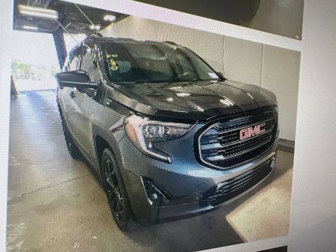 Used 2020 GMC Terrain SLT w/ Preferred Package AWD/4WD image 21