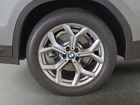 Certified 2024 BMW X3 sDrive30i w/ Convenience Package RWD image 32
