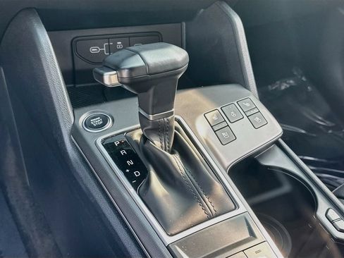Certified 2026 Kia Sportage SX FWD image 17