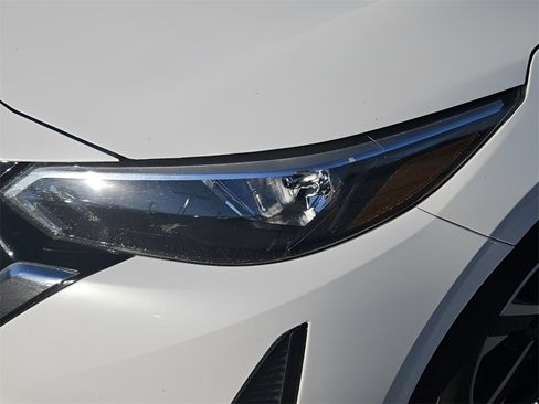 Used 2024 Nissan Sentra SV image 10