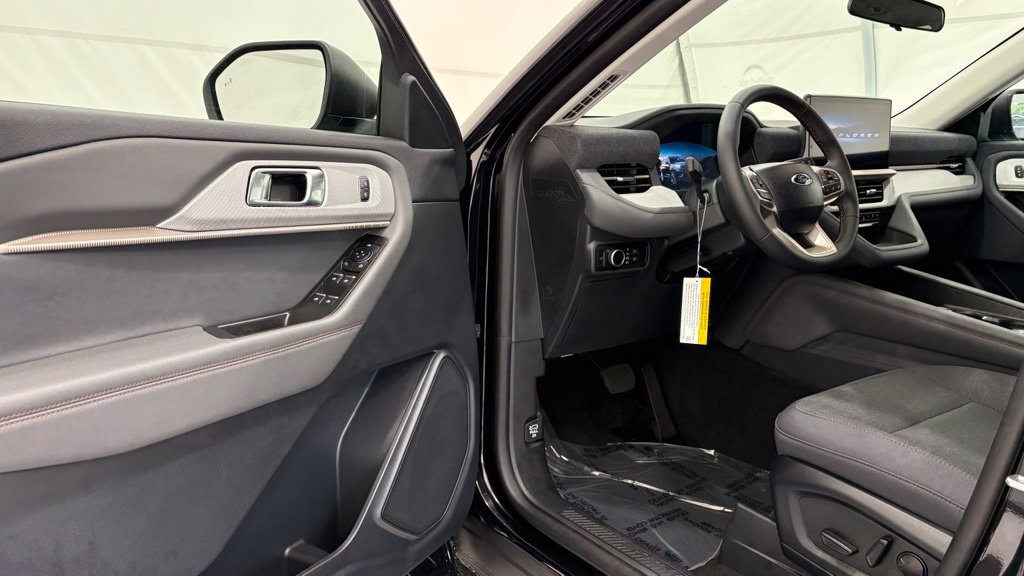 New 2026 Ford Explorer Active AWD/4WD image 39