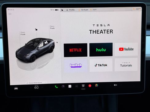 Used 2023 Tesla Model Y Long Range image 23
