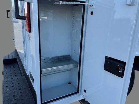 New 2026 Ford E-350 and Econoline 350 Super Duty w/ Power Equipment Group image 10