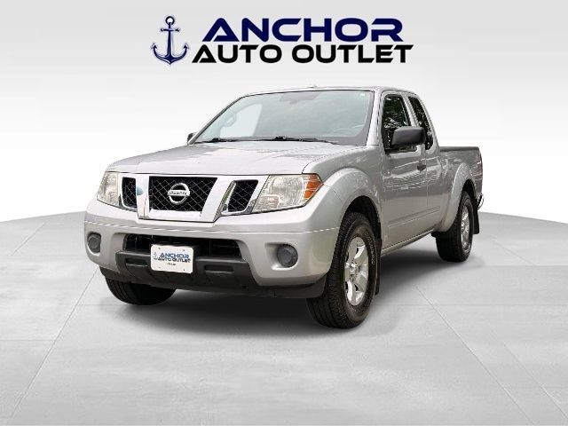 Used 2013 Nissan Frontier SV RWD image 4