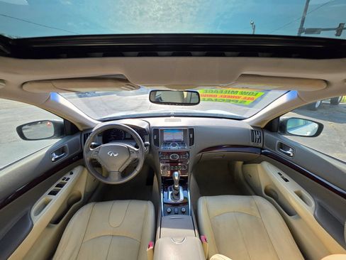 Used 2013 INFINITI G37 x Sedan w/ Premium Pkg AWD/4WD image 2