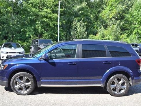 Used 2017 Dodge Journey Crossroad w/ Popular Equipment Group AWD/4WD image 5
