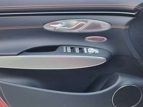 New 2026 Genesis GV70 2.5T Sport Prestige AWD/4WD image 18