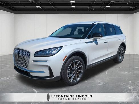 Certified 2023 Lincoln Corsair AWD w/ Equipment Group 101A image 1