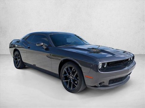 Used 2019 Dodge Challenger SXT w/ Plus Package RWD image 7
