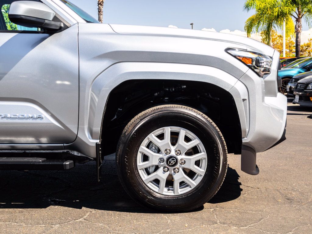 Used 2024 Toyota Tacoma SR5 AWD/4WD image 6