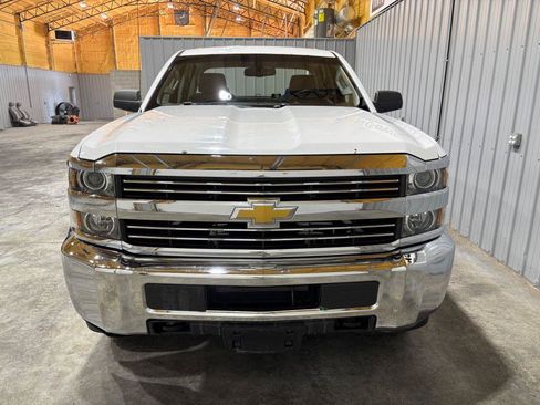 Used 2015 Chevrolet Silverado 2500 W/T AWD/4WD image 7