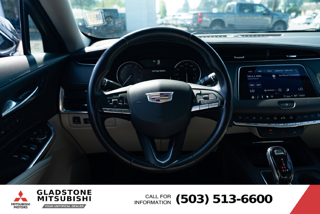 Used 2023 Cadillac XT4 Premium Luxury AWD/4WD image 12