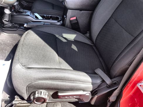 Used 2020 Jeep Gladiator Overland image 12