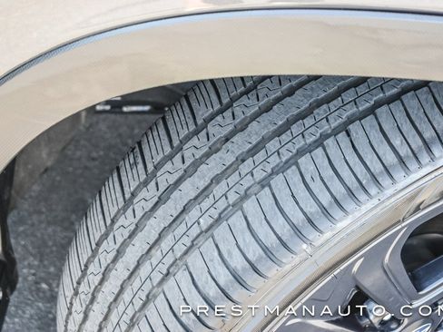 Used 2024 Subaru Ascent Onyx Edition image 17