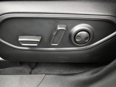 New 2026 Jeep Cherokee Limited AWD/4WD image 33