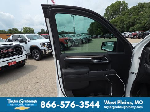 New 2026 Chevrolet Silverado 1500 RST w/ RST Select Package AWD/4WD image 13