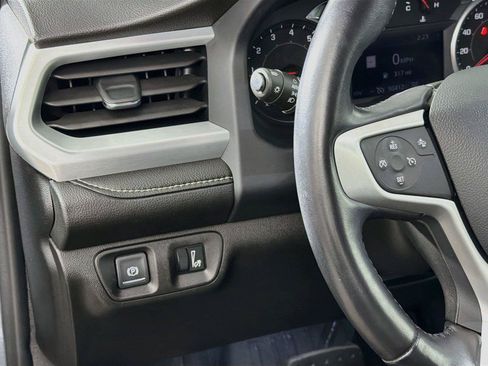 Used 2021 GMC Acadia SLT w/ Trailering Package AWD/4WD image 17