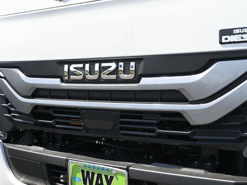 New 2026 Isuzu NPR RWD image 10