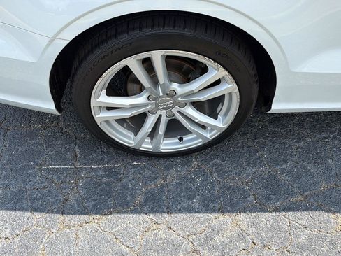 Used 2018 Audi A3 2.0T Premium FWD image 32