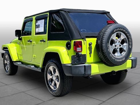 Used 2016 Jeep Wrangler Unlimited Sahara w/ Max Tow Package AWD/4WD image 11