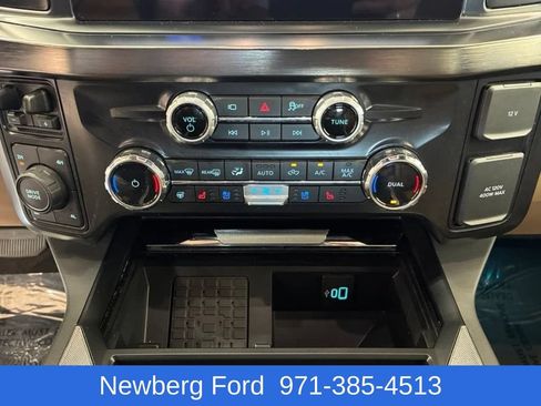 Used 2025 Ford F350 Lariat w/ FX4 Off-Road Package AWD/4WD image 24