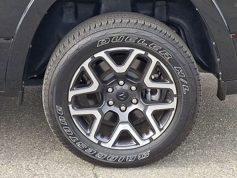 Used 2025 RAM 1500 Laramie w/ Sport Appearance Package AWD/4WD image 29