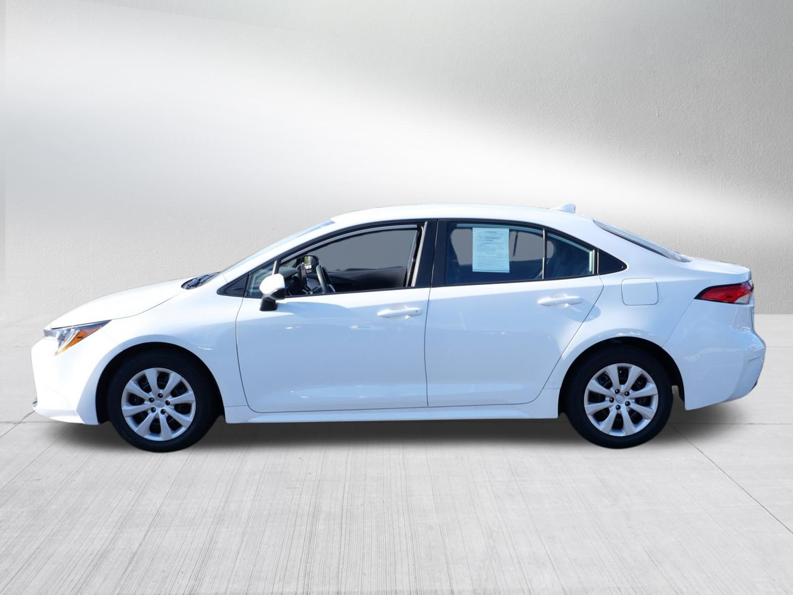 Certified 2024 Toyota Corolla LE FWD image 4