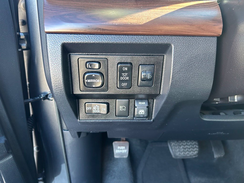 Used 2019 Toyota Tundra Limited AWD/4WD image 25