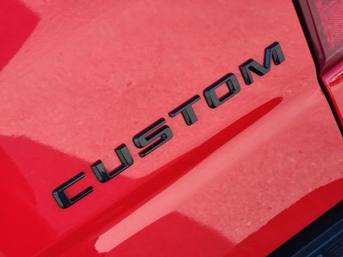 Used 2025 Chevrolet Silverado 1500 Custom Trail Boss w/ Turbomax Blackout Package image 9