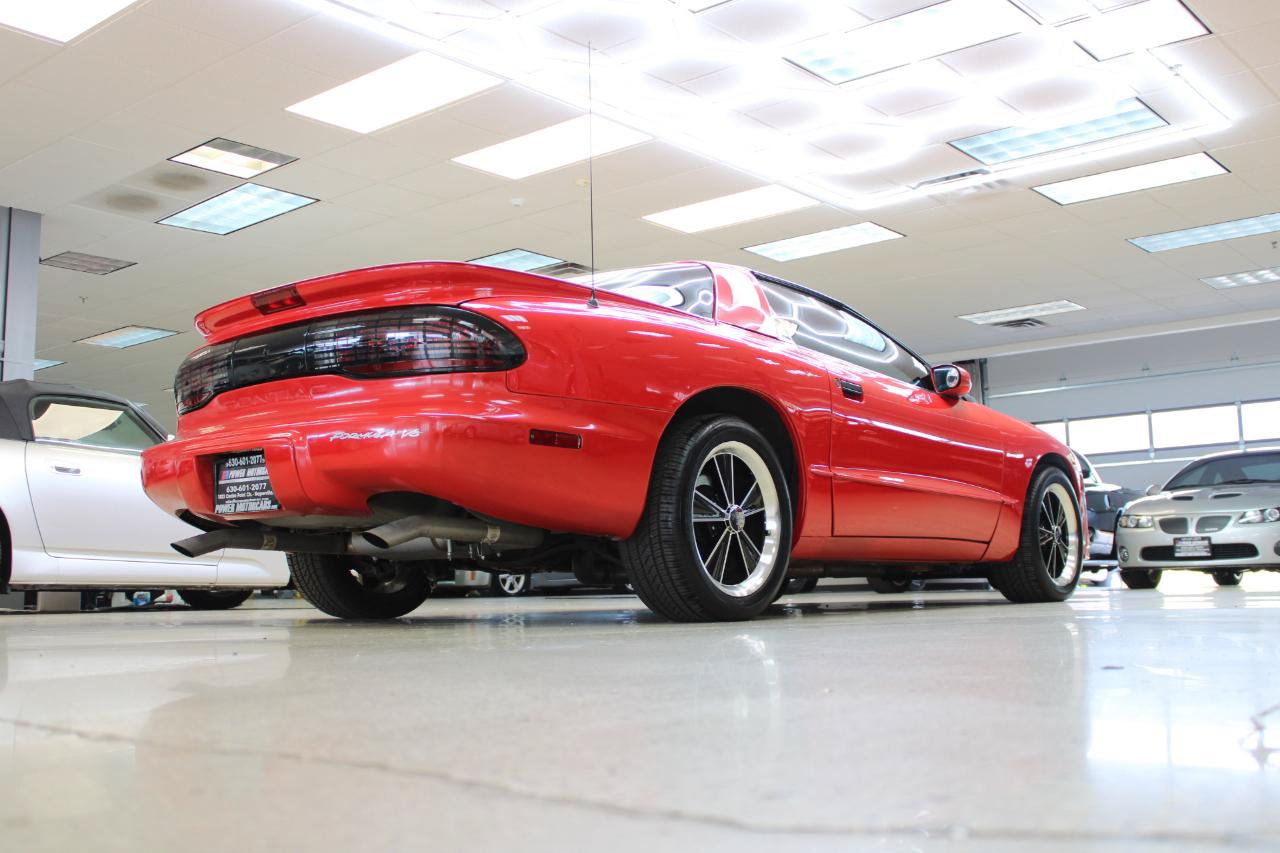Used 1994 Pontiac Firebird Formula RWD image 18