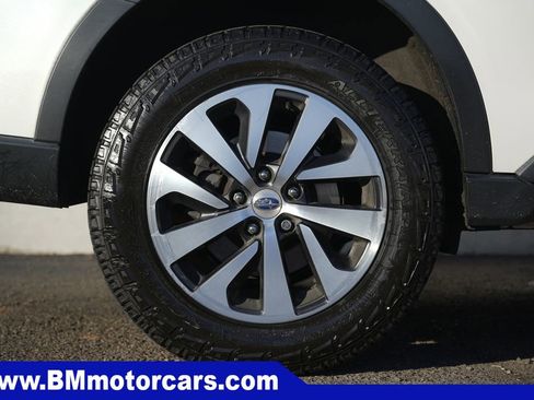 Used 2022 Subaru Outback Premium AWD/4WD image 9