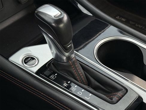 Used 2024 Nissan Altima 2.5 SR image 18