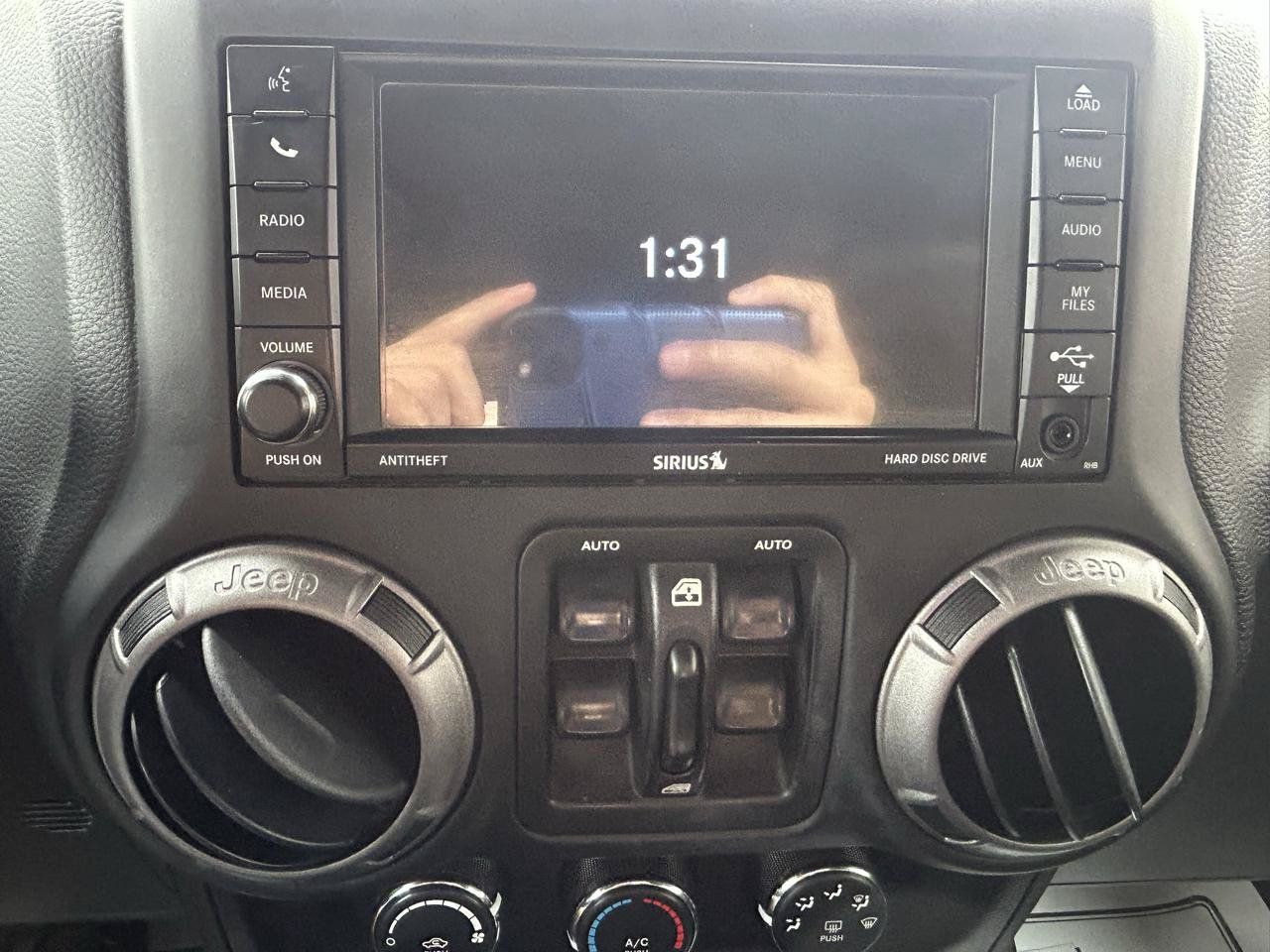 Used 2018 Jeep Wrangler Unlimited Sport AWD/4WD image 22
