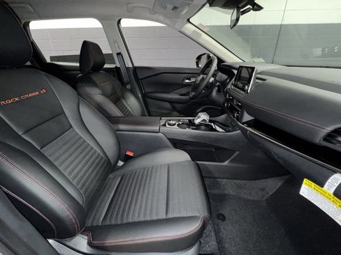 New 2026 Nissan Rogue SV image 10