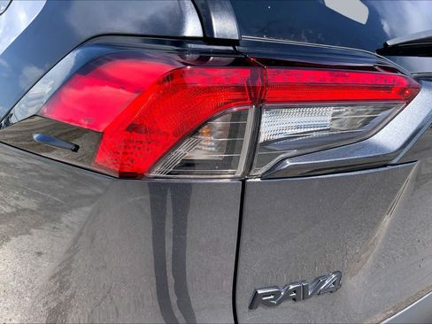 Used 2023 Toyota RAV4 LE FWD image 28