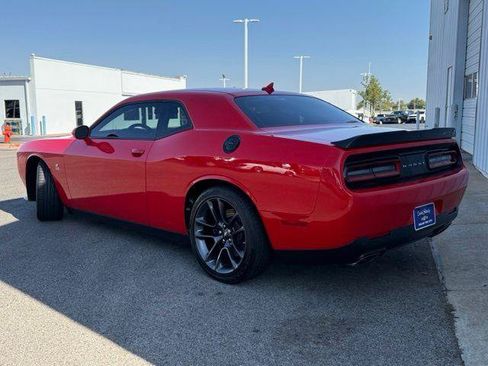 Used 2023 Dodge Challenger R/T Scat Pack RWD image 2