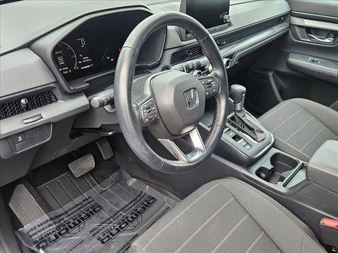 Used 2025 Honda CR-V Sport image 2