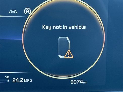 Certified 2024 Kia Seltos S image 31