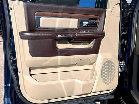 Used 2013 RAM 1500 Laramie w/ Convenience Group image 13