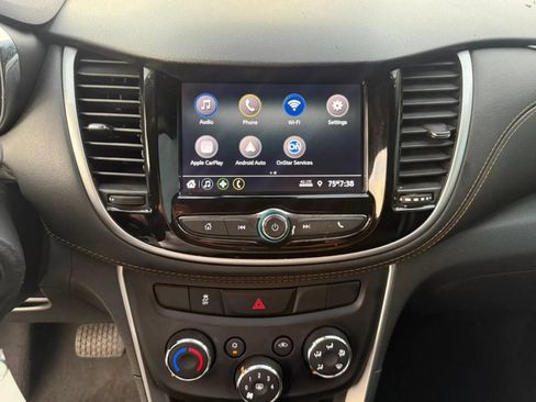 Used 2022 Chevrolet Trax LS w/ Tint and Cruise Package FWD image 21
