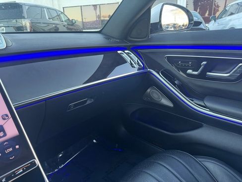 Used 2022 Mercedes-Benz S 500 4MATIC image 25