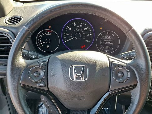 Used 2022 Honda HR-V Sport image 18